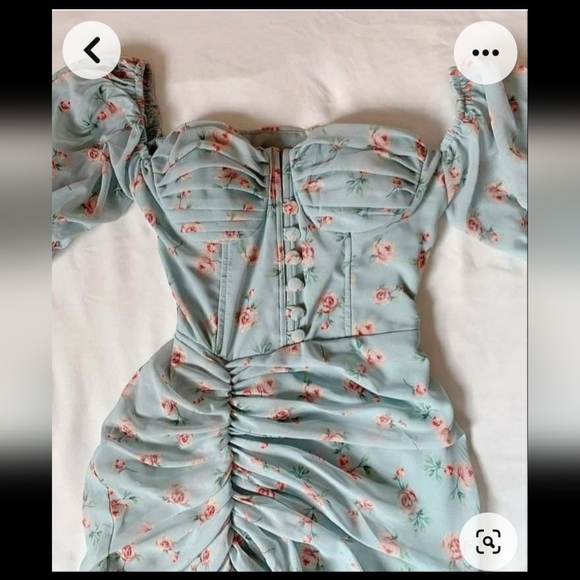 Body con midi dress, modest floral, puff sleeve - Picture 2 of 5